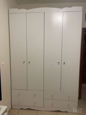 ארון בגדים