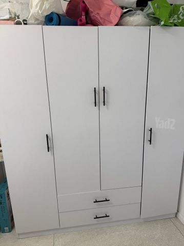 ארון בגדים