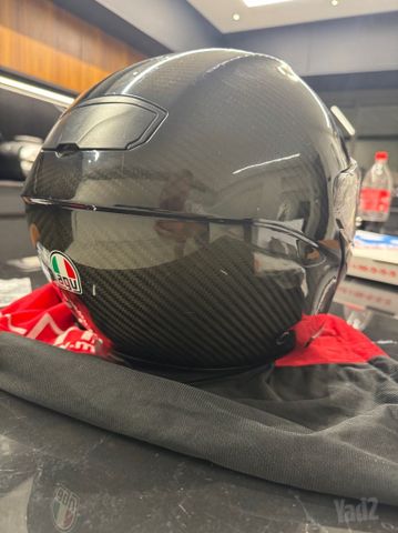 קסדת agv