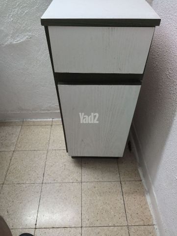 שידה קטנה 30₪