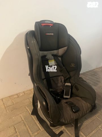 כיסא בטיחות Britax