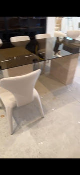 שולחן טרוונטין
