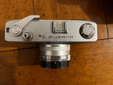 מצלמת פילם Minolta