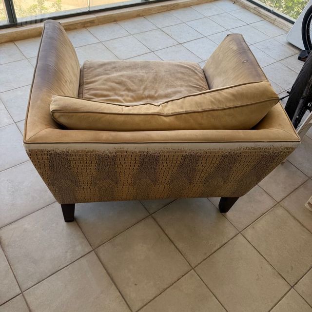 כורסא Love seat