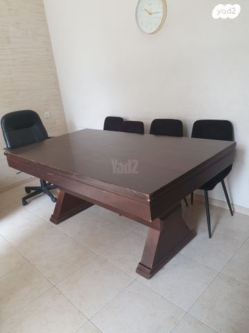 שולחן אוכל