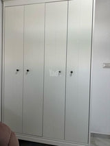 ארון לבן