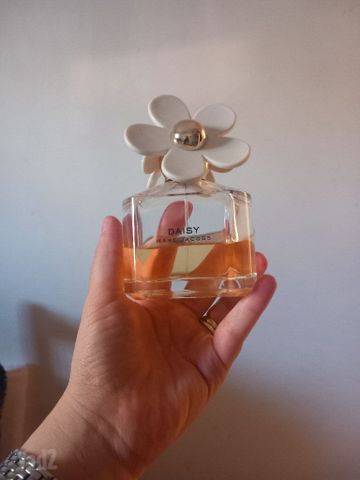 בושם marc jacobs Daisy