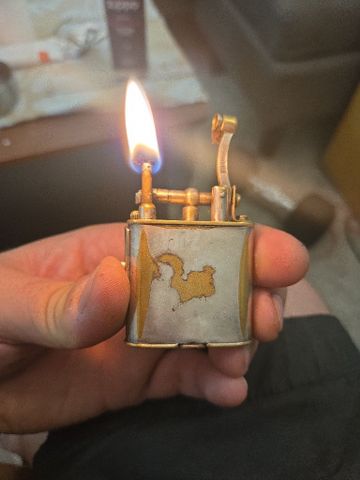 מצית dunhill