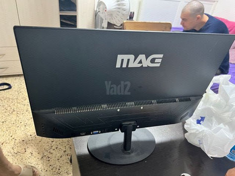 מסך  22 אינץ