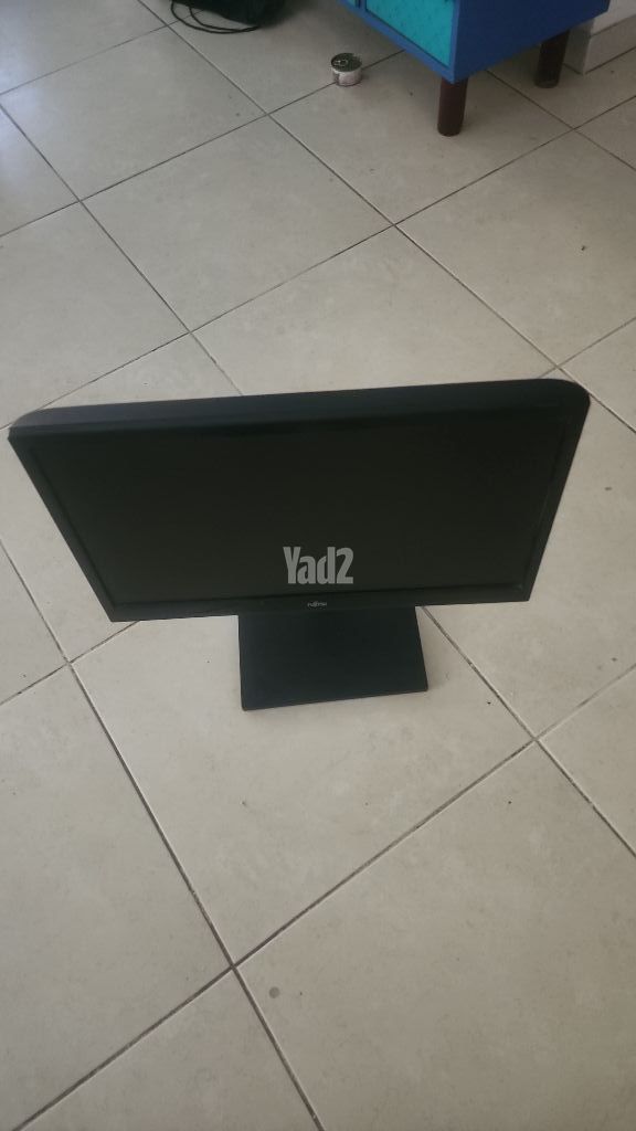 מסך Fujitsu 20