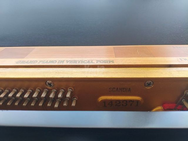 פסנתר היינצמן דגם סקנדיה 1969