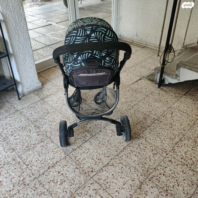 עגלת תינוק
