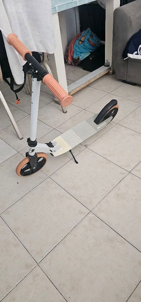 קורקינט