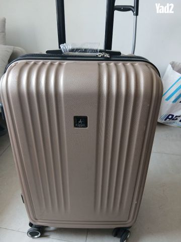 מזוודה 42*65