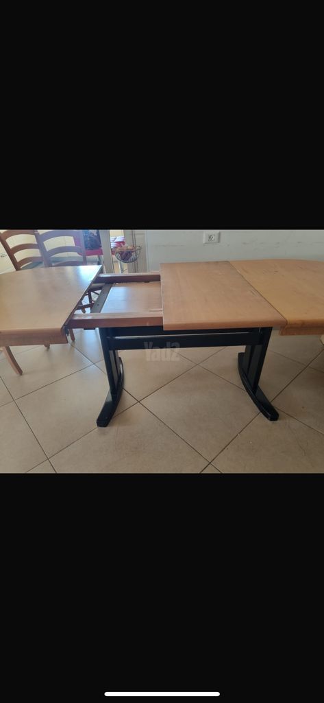 שולחן