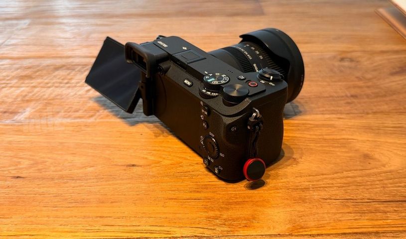 Sony A6700 מַצלֵמָה