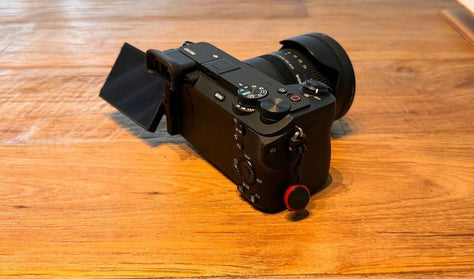 Sony A6700 מַצלֵמָה