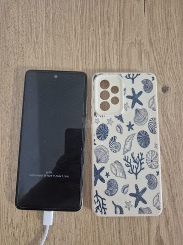 סמסונג A52