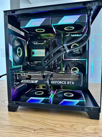 Ryzen 7 7800X3D + RTX 5070 🔥