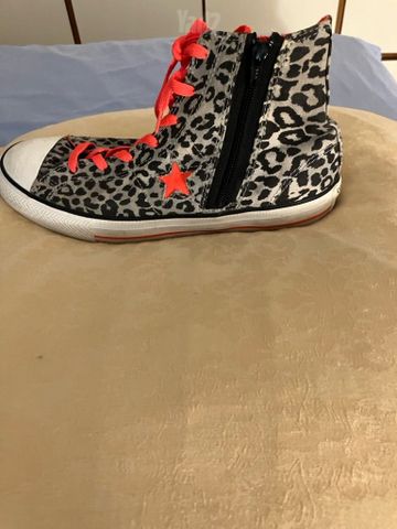 נעלי Converse One Star