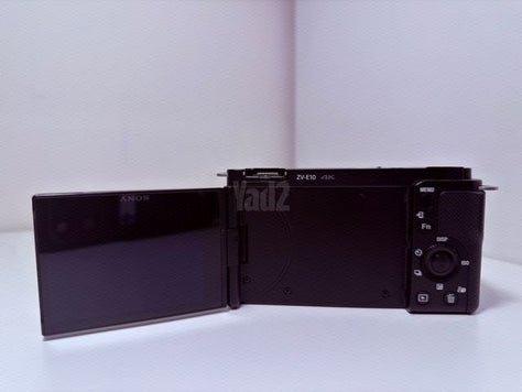 Sony zv e10 עם שתי עדשות