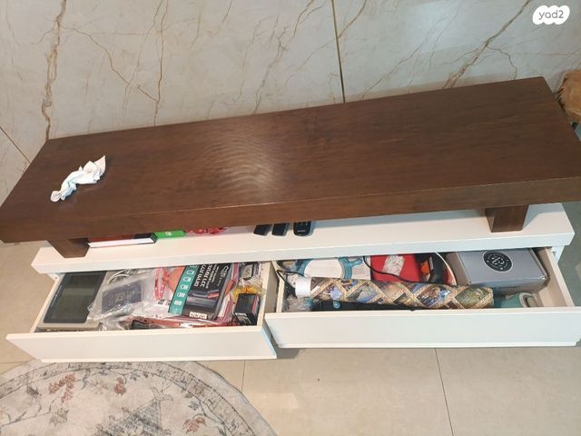 מזנון עץ