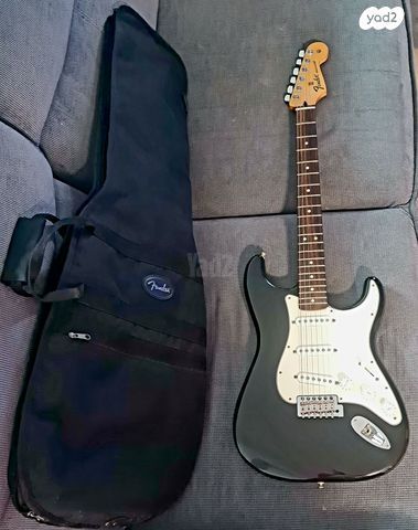 גיטרה Stratocaster Fender 2011