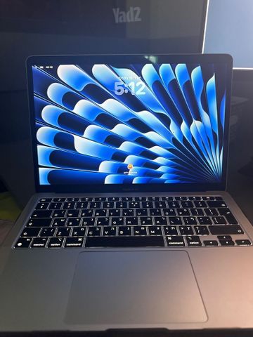 Macbook m1 2020 כמו חדש