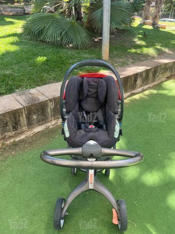 עגלת Stokke אדומה