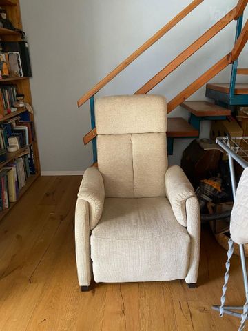 כורסא דר גב