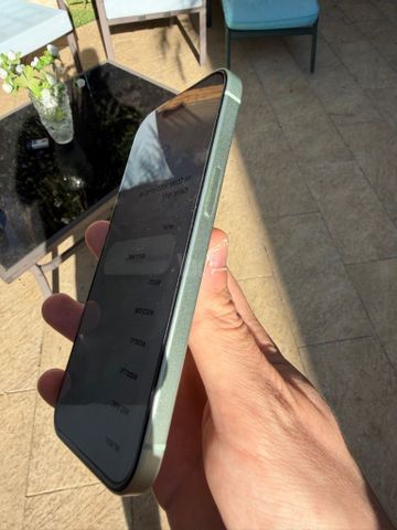 iPhone 15 128 סוללה100%