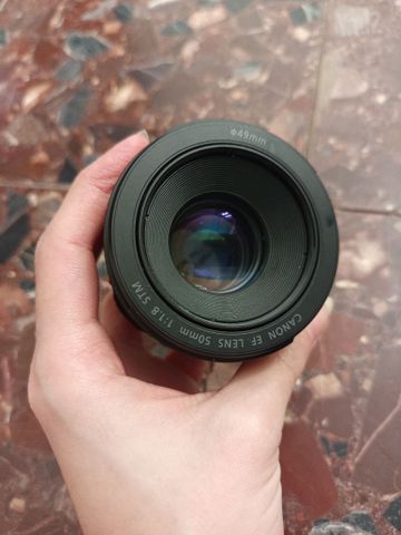 עדשת Canon EF 50mm f/1.8 STM