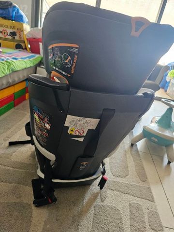כיסא בטיחות Chicco MyFit