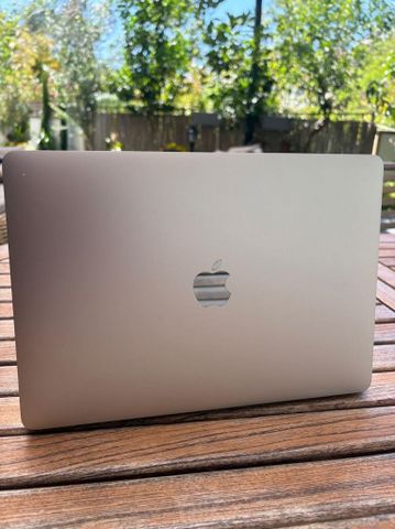 MACBOOK PRO 13”