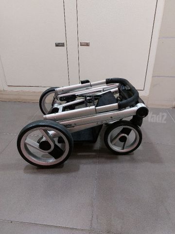 עגלת תינוק