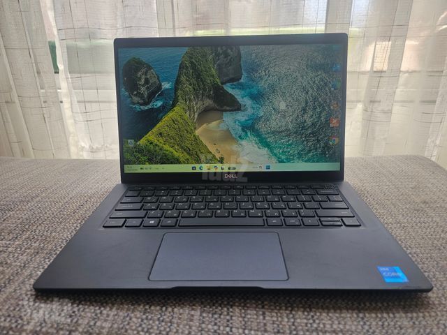 Dell Latitude 7320
