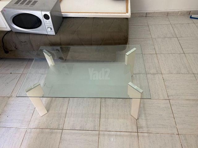 שולחן