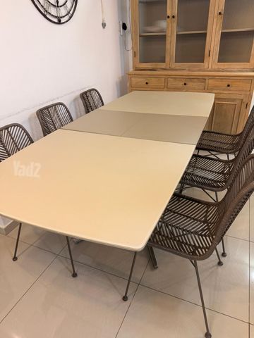 פינת אוכל נפתחת