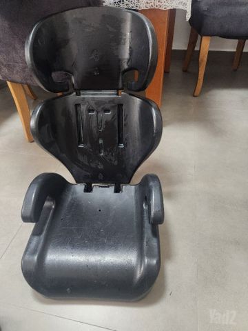 בוסטר