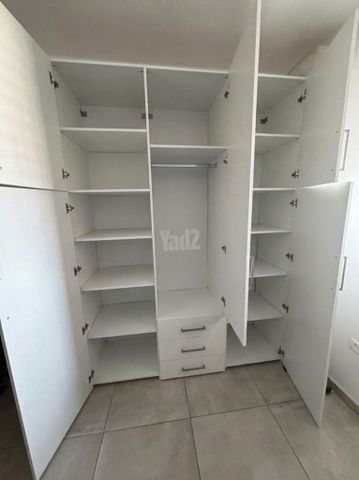ארון בגדים