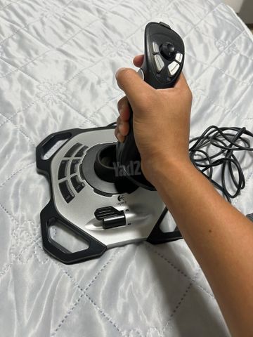 Logitech Extreme 3D Pro
