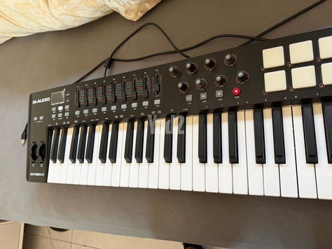מקלדת שליטה M-Audio Oxygen 49