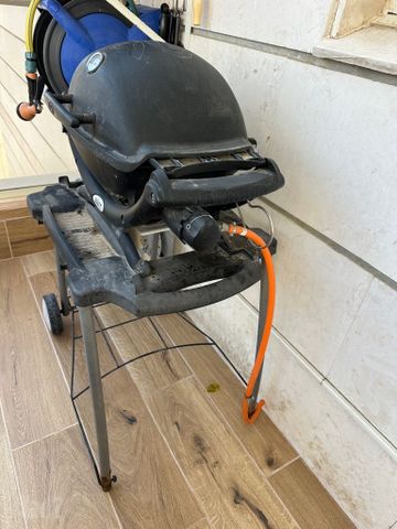 גריל גז וובר Q1200