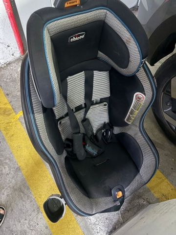 כיסא בטיחות chico nextfit zip