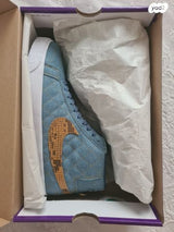נעליים של "NIKE" עם "SUPREME"