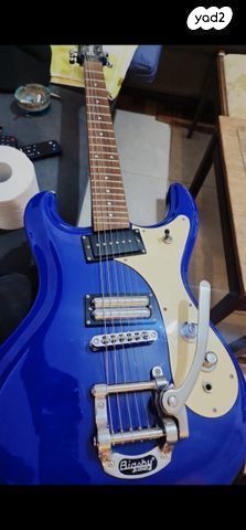 Danelectro 64 Bigsby