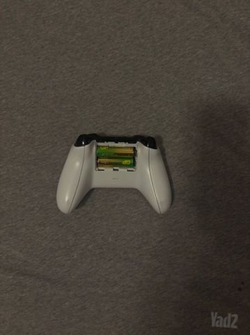 אקס בוקס+שתי שלטים