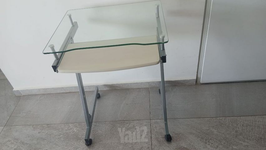 שולחן מחשב