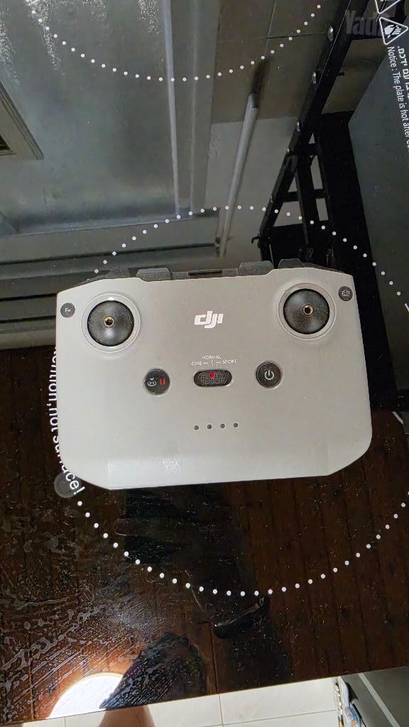 שלט לרחפן DJI