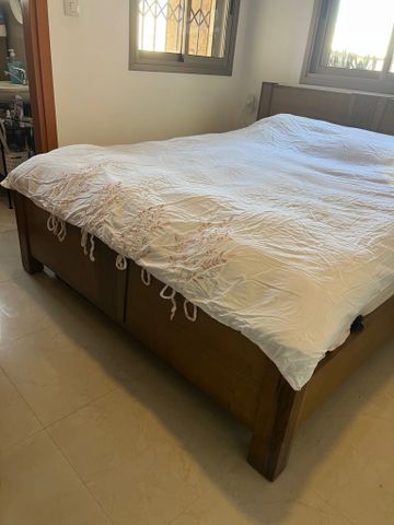 מיטה במצב חדש